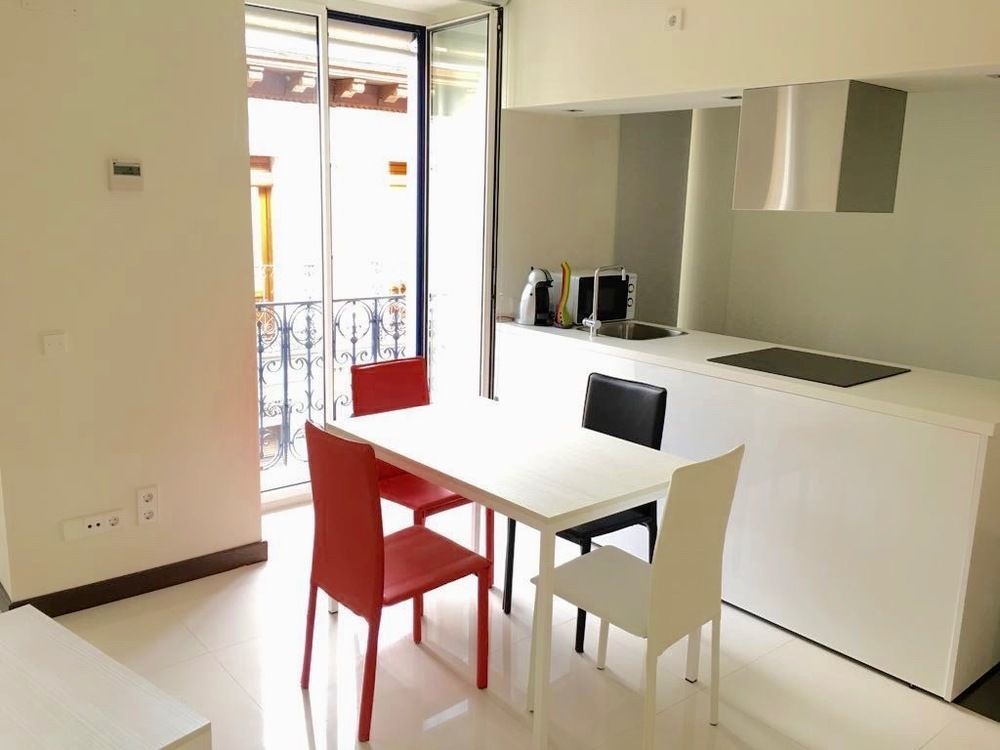 Roisa Suites Madrid Exteriör bild